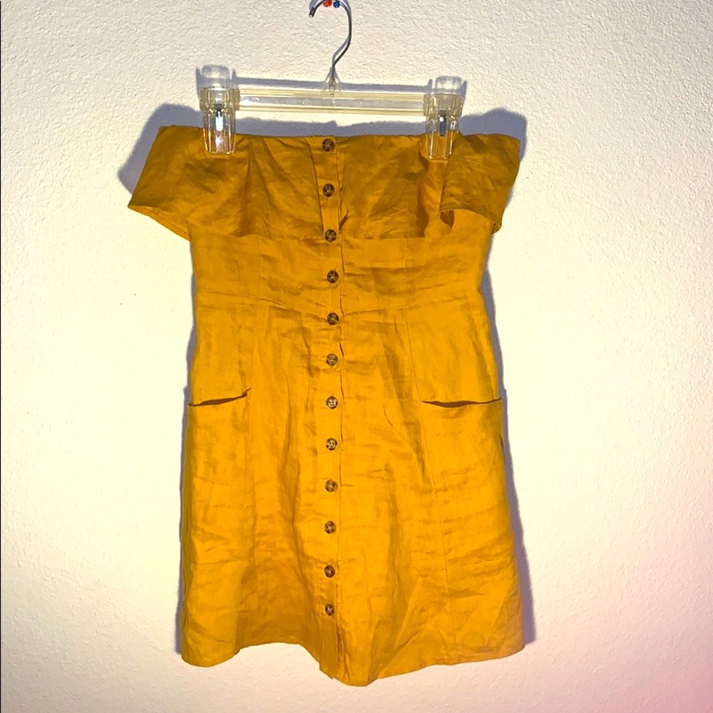 Sleeveless Yellow dress